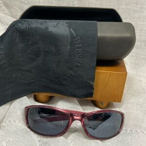 Iron Man Victorious Polarized sunglasses with Diesel case and cloth